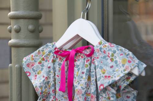 détails dos Marie liberty porcelaine